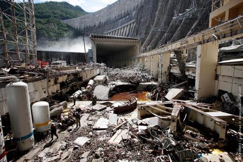 Авария на Саяно-Шушенской ГЭС [Фотообзор]